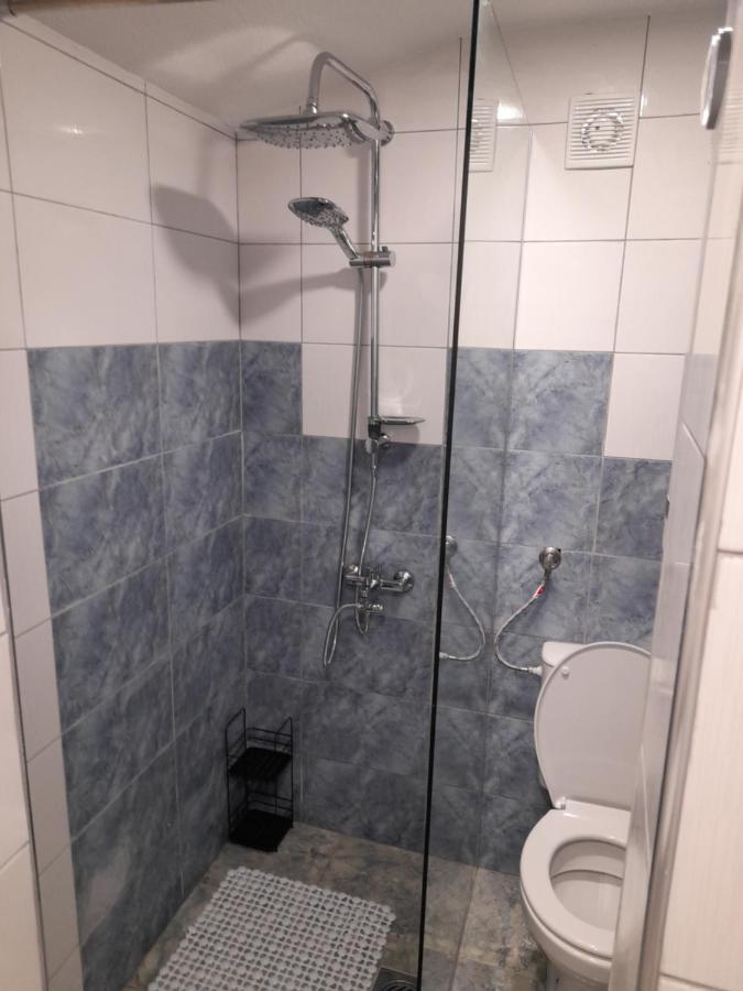 Bato Rooms Peštani Exteriér fotografie
