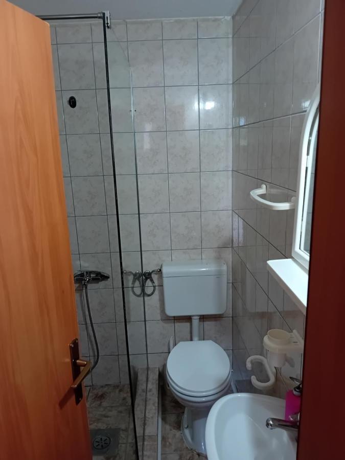 Bato Rooms Peštani Exteriér fotografie